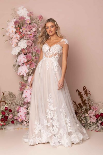 Kirra  Size 16  Primary Photo